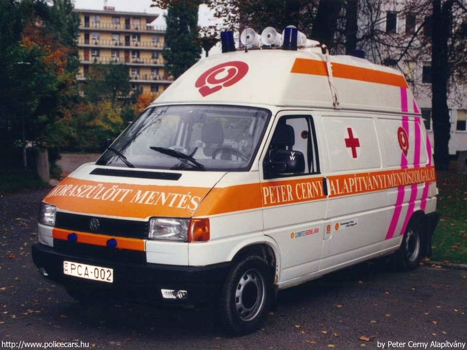 Volkswagen Transporter T4, koraszülöttmentõ, Peter Cerny Alapítvány, Budapest, fotó: Peter Cerny Alapítvány
Keywords: mentő mentőautó magyar Magyarország PCA-002