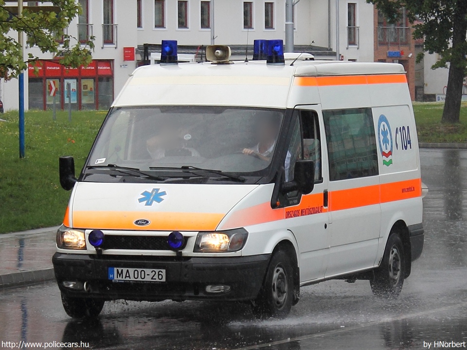 Ford Transit, Országos Mentõszolgálat, fotó: HNorbert
Keywords: mentő mentőautó OMSZ magyar Magyarország MA00-26