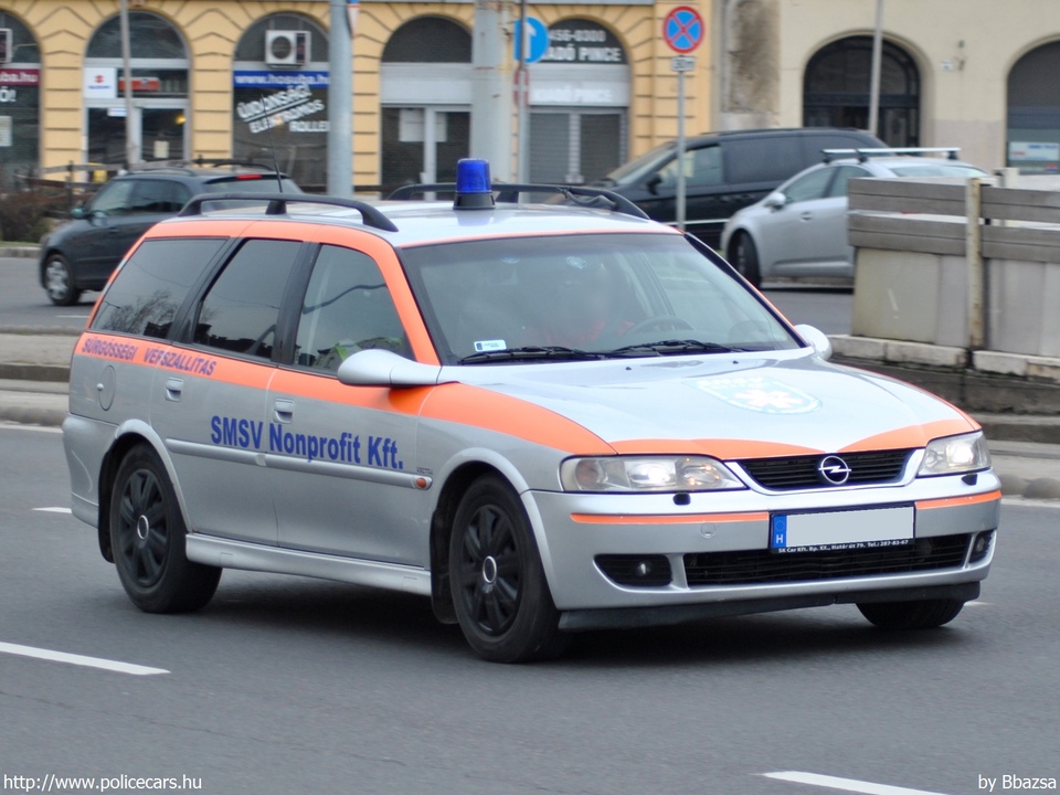 Opel Vectra B Caravan, SMSV Nonprofit Kft., vérszállítás, fotó: Bbazsa
Keywords: mentő mentőautó magyar Magyarország JXR-518 ambulance hungarian Hungary