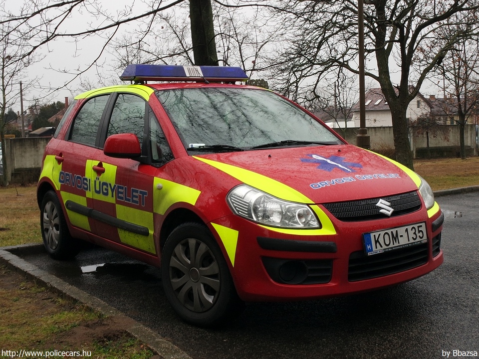 Suzuki SX4, orvosi ügyelet, Budapest, Inter-Ambulance Zrt., fotó: Bbazsa
Keywords: mentő mentőautó magyar Magyarország KOM-135 ambulance hungarian Hungary