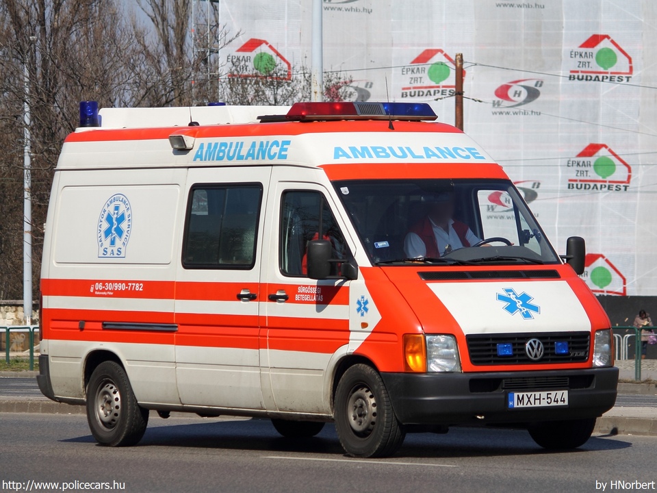 Volkswagen LT 35, Salvator Ambulance Service, fotó: HNorbert
Keywords: mentő mentőautó magyar Magyarország MXH-544
