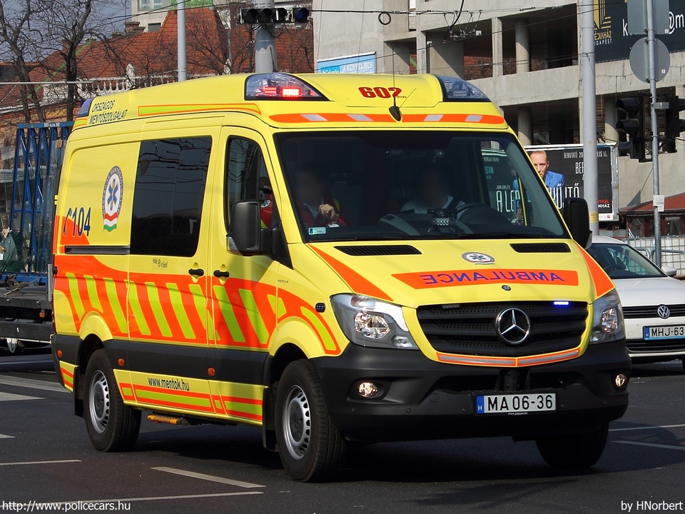 Mercedes-Benz Sprinter II facelift 316 CDI, Országos Mentõszolgálat, fotó: HNorbert
Keywords: mentő mentőautó OMSZ magyar Magyarország MA06-36
