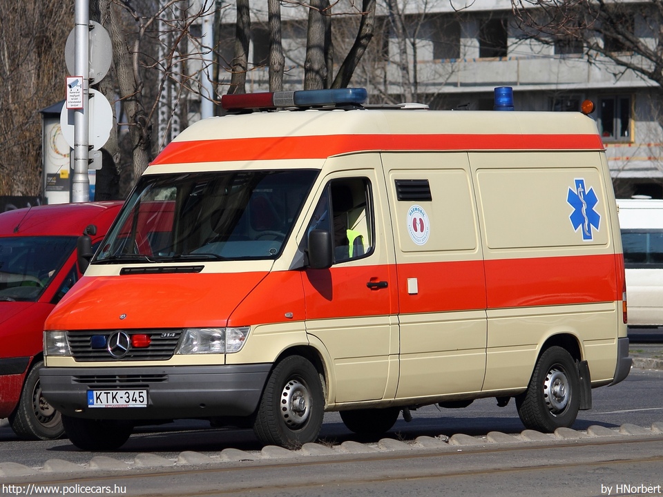 Mercedes-Benz Sprinter 314, HAEMOBIL Közhasznú Nonprofit Kft., fotó: HNorbert
Keywords: mentő mentőautó magyar Magyarország KTK-345