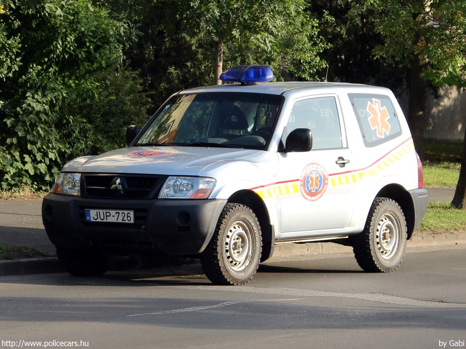 Mitsubishi Pajero, Jászberény, orvosi ügyelet, fotó: Gabi
Keywords: mentő mentőautó magyar Magyarország JUP-726 ambulance hungarian Hungary