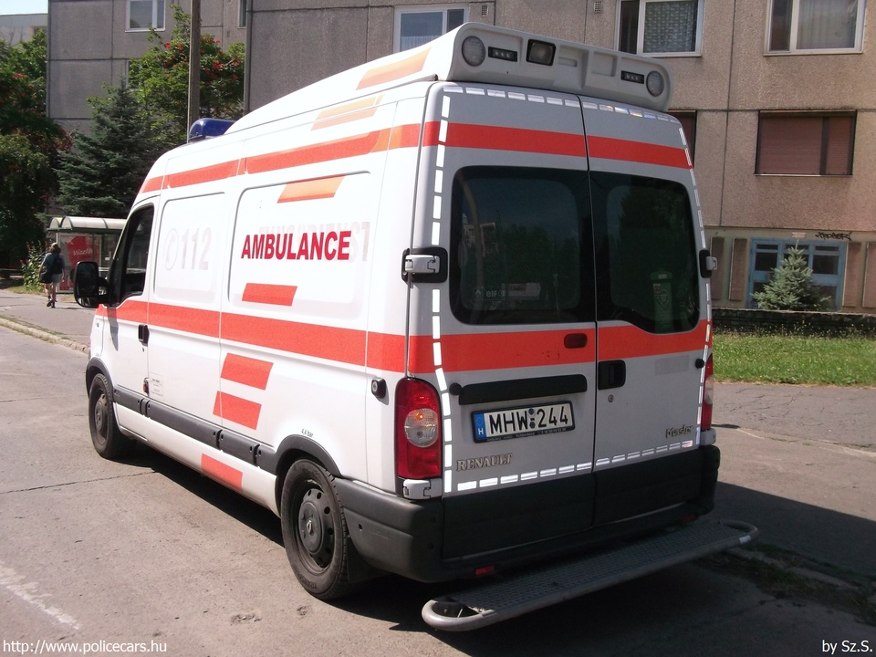 Renault Master, Duo-Medic '06 Egészségügyi Szolgáltató Kft., fotó: Sz.S.
Keywords: mentő mentőautó magyar Magyarország ambulance hungarian Hungary MHW-244