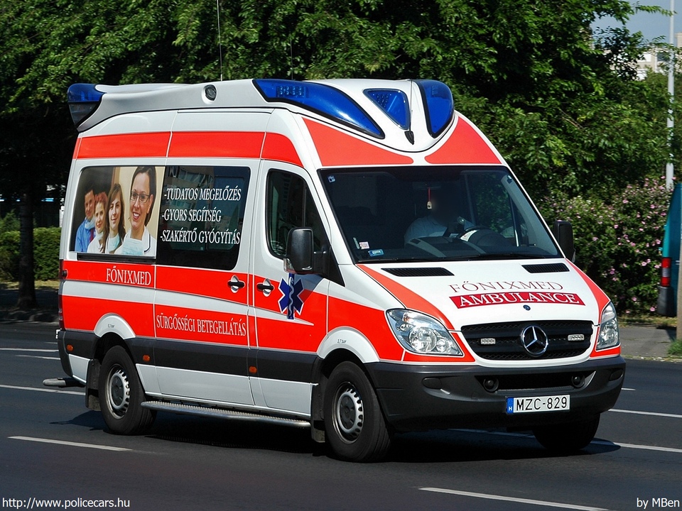 Mercedes Sprinter II, Fõnix S.O.S. Zrt., fotó: MBen
Keywords: mentő mentőautó magyar Magyarország ambulance hungarian Hungary MZC-829