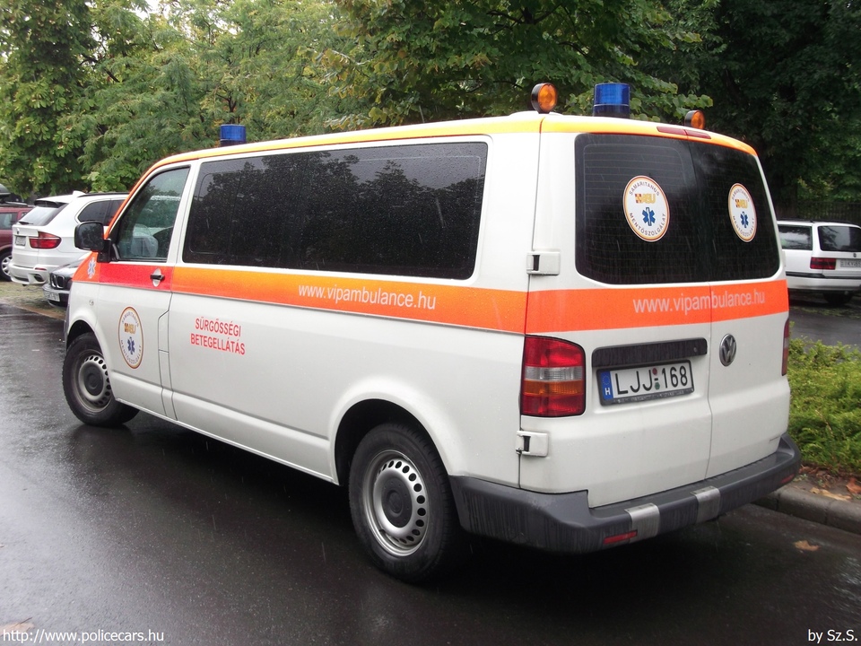 Volkswagen Transporter T5, Samaritanus Mentõszolgálat, fotó: Sz.S.
Keywords: mentő mentőautó magyar Magyarország ambulance hungarian Hungary LJJ-168