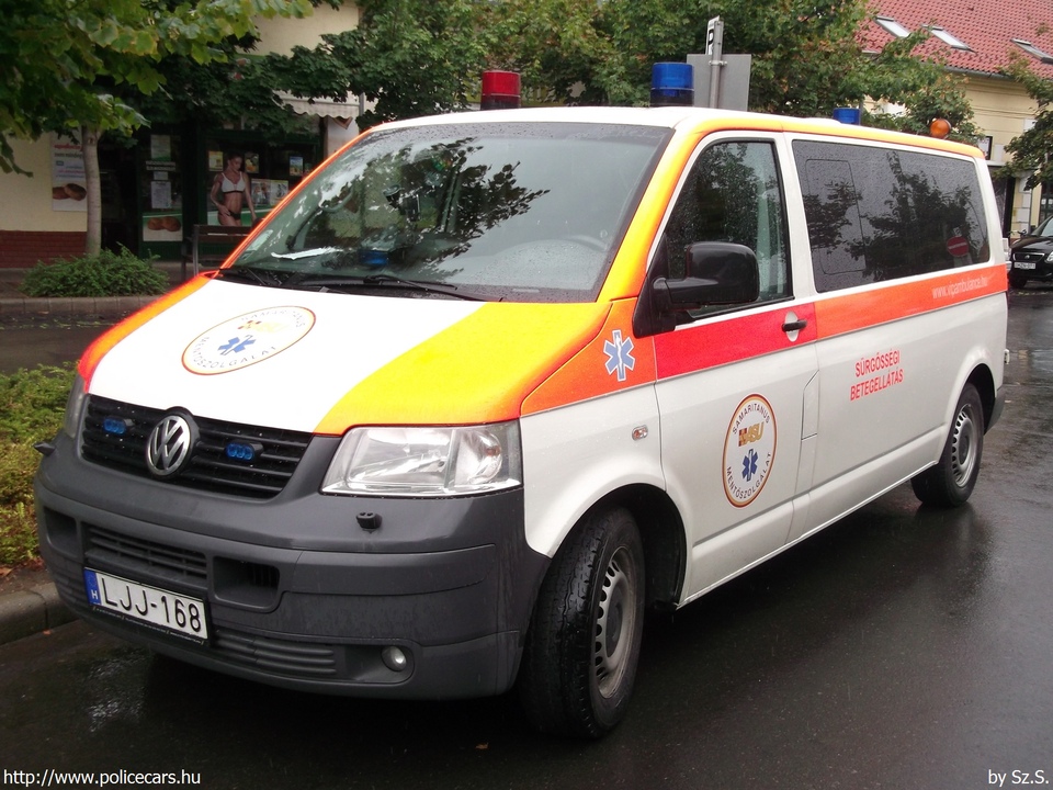 Volkswagen Transporter T5, Samaritanus Mentõszolgálat, fotó: Sz.S.
Keywords: mentő mentőautó magyar Magyarország ambulance hungarian Hungary LJJ-168