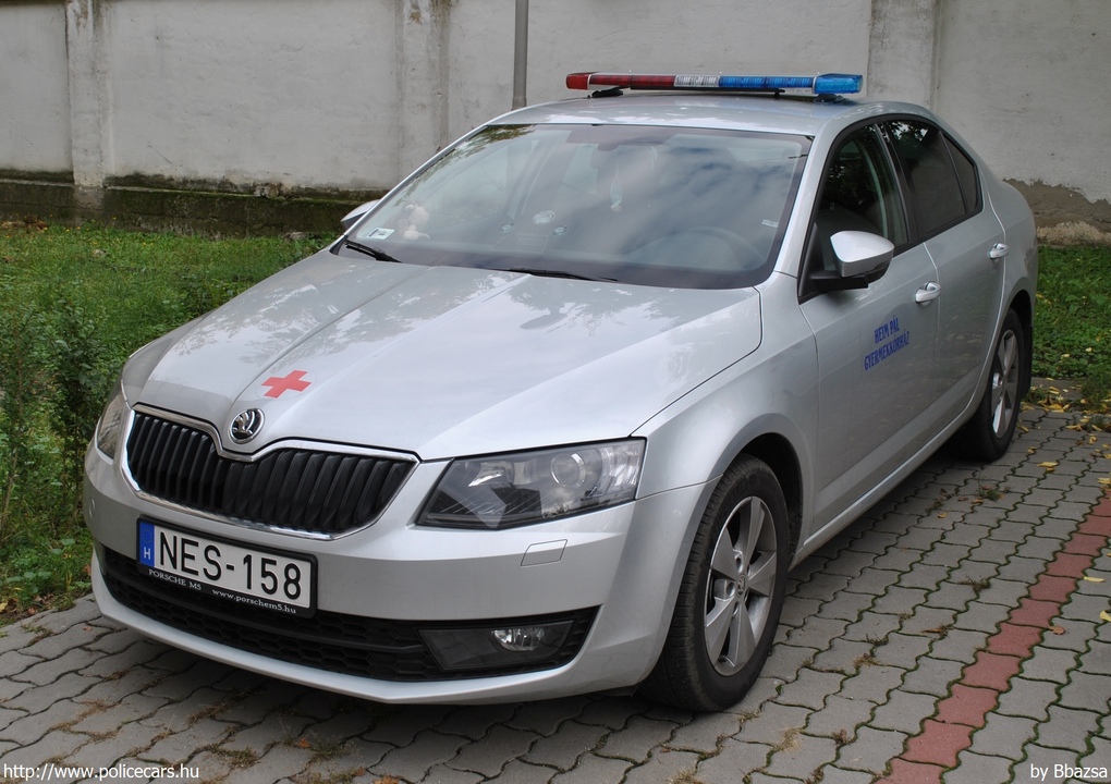Skoda Octavia III, Heim Pál Kórház gyermekorvosi ügyelet, Budapest, fotó: Bbazsa
Keywords: mentő mentőautó magyar Magyarország Hungary hungarian ambulance NES-158