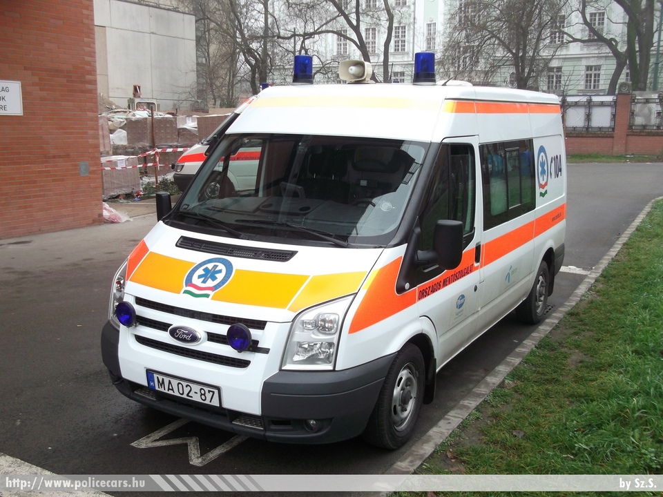 Ford Transit, Országos Mentõszolgálat, Szeged, fotó: Sz.S.
Keywords: mentő mentőautó magyar Magyarország OMSZ MA02-87 hungarian Hungary ambulance