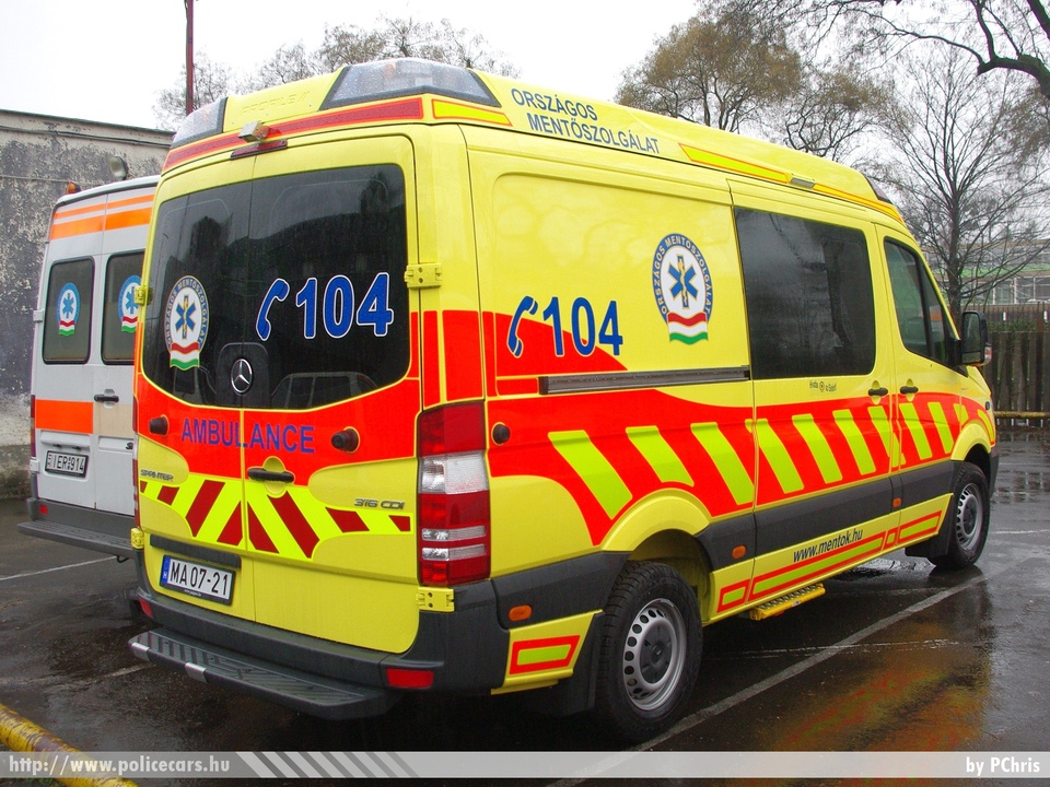 Mercedes-Benz Sprinter II facelift 316 CDI Profile, Országos Mentõszolgálat, Tab, fotó: PChris
Keywords: magyar Magyarország mentő mentőautó MA07-21 OMSZ Hungary hungarian ambulance