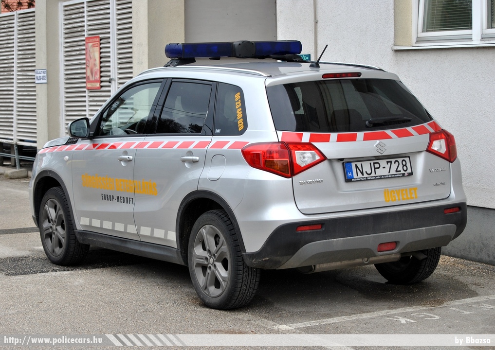 Suzuki Vitara, orvosi ügyelet, Budaörs, Europ-Med Kft., fotó: Bbazsa
Keywords: magyar Magyarország mentő mentőautó NJP-728 Hungary hungarian ambulance