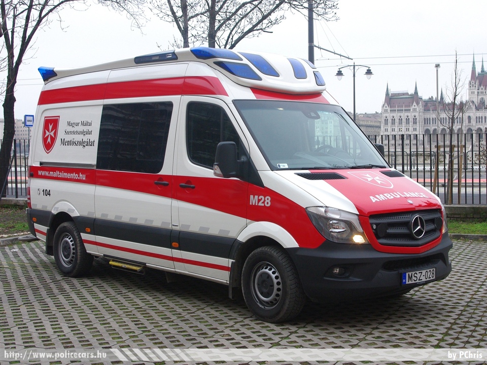 Mercedes-Benz Sprinter II facelift 319 BlueTec, Magyar Máltai Szeretetszolgálat Mentõszolgálat, fotó: PChris
Keywords: magyar Magyarország mentő mentőautó MSZ-028 Hungary hungarian ambulance