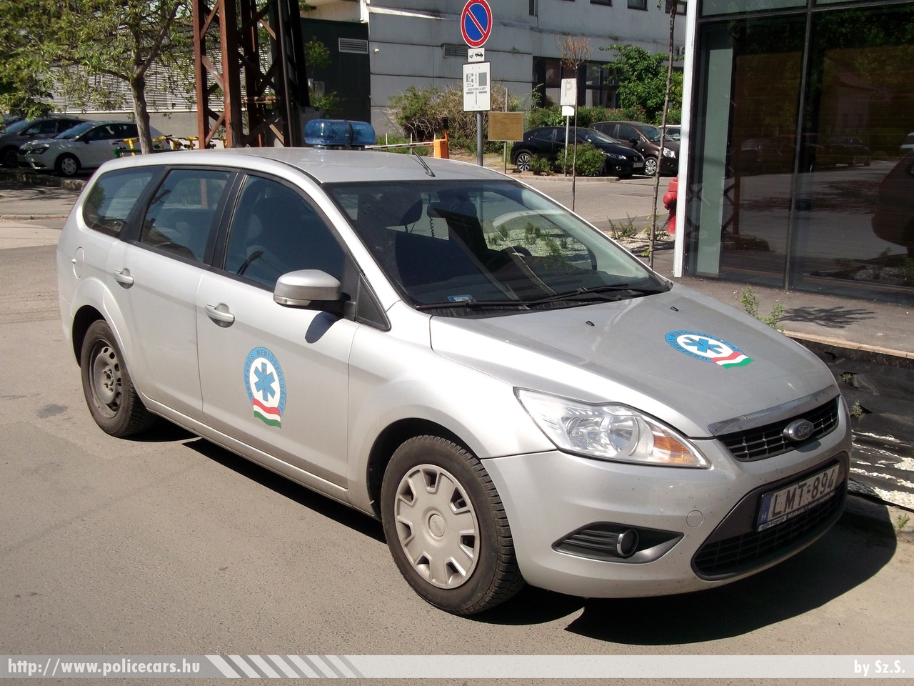 Ford Focus, Országos Mentõszolgálat, fotó: Sz.S.
Keywords: magyar Magyarország mentő mentőautó LMT-894 OMSZ Hungary hungarian ambulance