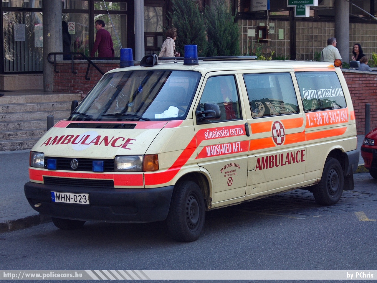 Volkswagen Transporter T4, Marsi-Med Kft., fotó: PChris
Keywords: magyar Magyarország mentő mentőautó Hungary hungarian ambulance MHN-023