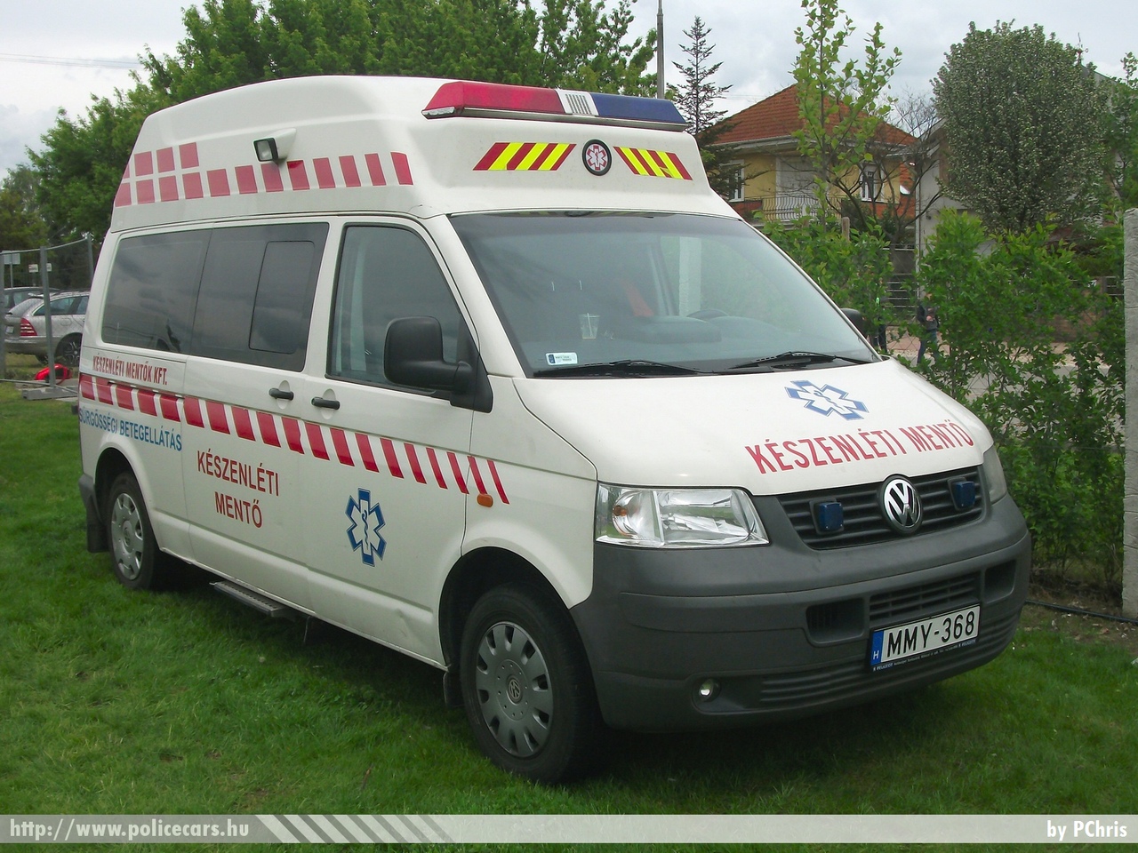 Volkswagen Transporter T5, Készenléti Mentõk Kft., fotó: PChris
Keywords: magyar Magyarország mentő mentőautó Hungary hungarian ambulance MMY-368