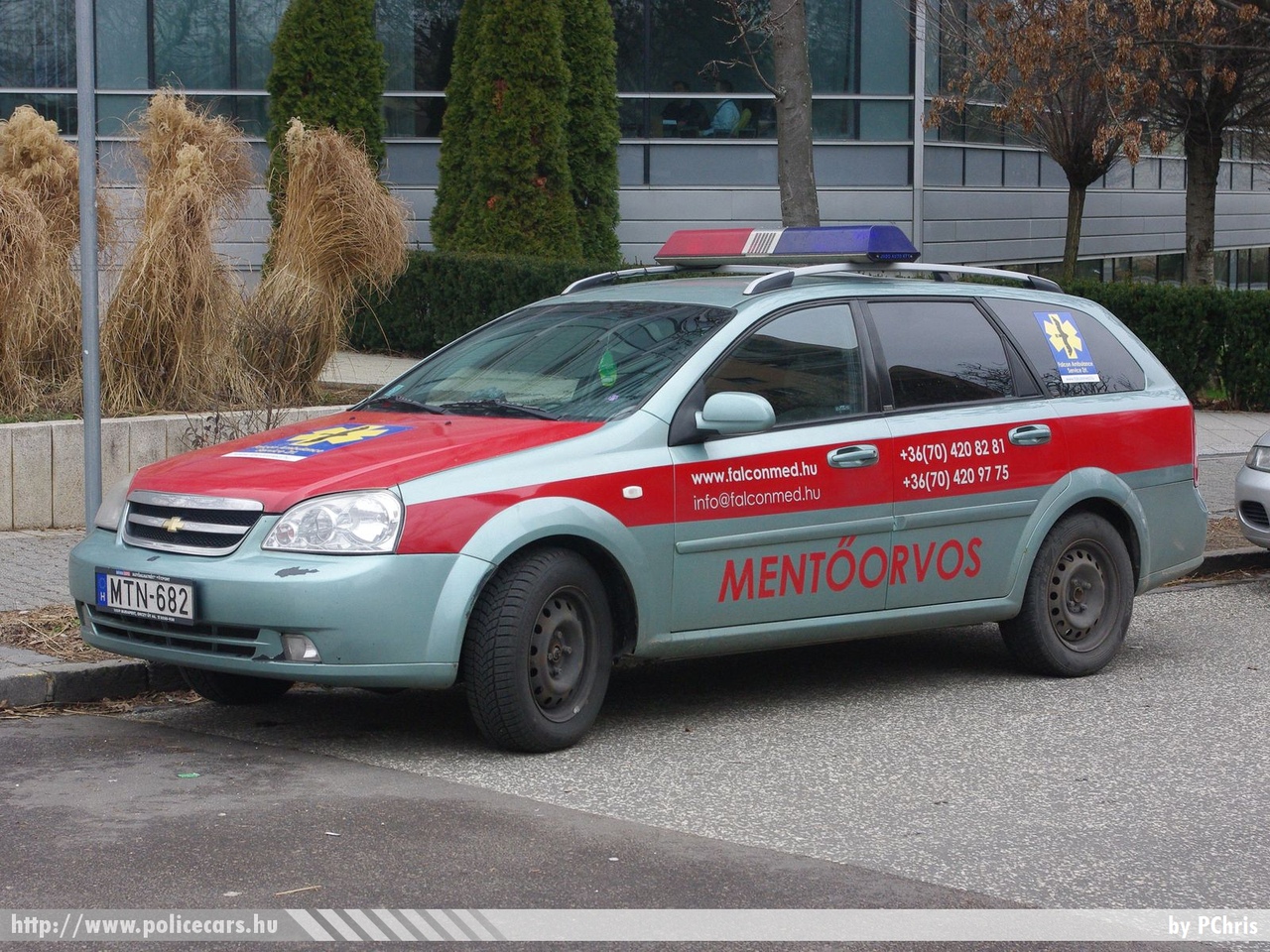 Chevrolet Lacetti, Falconmed, fotó: PChris
Keywords: magyar Magyarország mentő mentőautó Hungary hungarian ambulance MTN-682