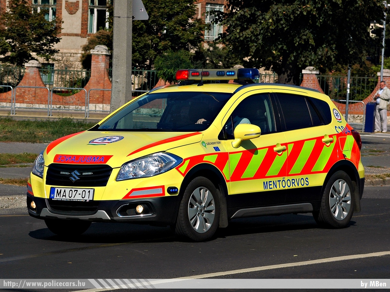 Suzuki SX4 S-Cross, Országos Mentõszolgálat, MOK, fotó: MBen
Keywords: magyar Magyarország mentő mentőautó Hungary hungarian ambulance MA07-01
