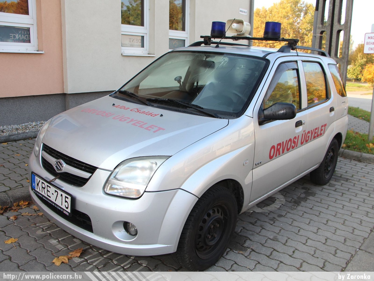 Suzuki Ignis, Alba Családorvosi Egyesület, Székesfehérvár, orvosi ügyelet, fotó: Zaronka
Keywords: mentő mentőautó magyar Magyarország KRE-715 ambulance hungarian Hungary