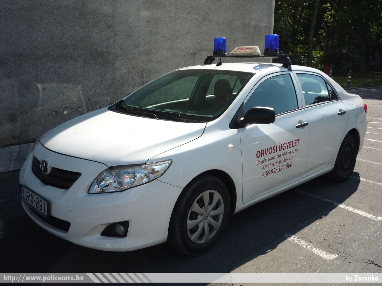 Toyota Corolla, orvosi ügyelet, Keszthely, fotó: Zaronka
Keywords: mentő mentőautó magyar Magyarország ambulance hungarian Hungary LRX-891