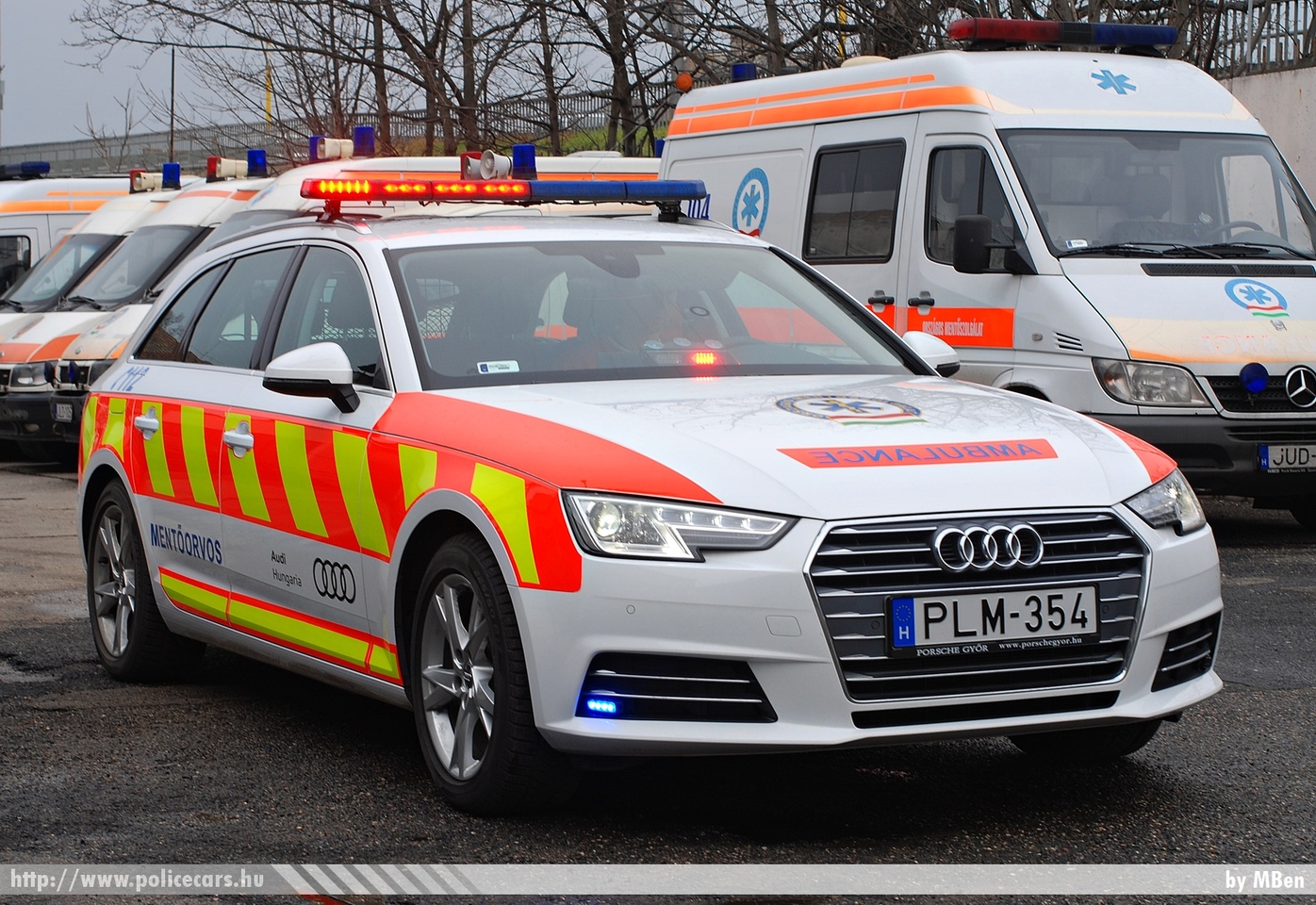 Audi A4 Avant, Országos Mentõszolgálat, Gyõr, fotó: MBen
Keywords: magyar Magyarország mentő mentőautó Hungary hungarian ambulance PLM-354