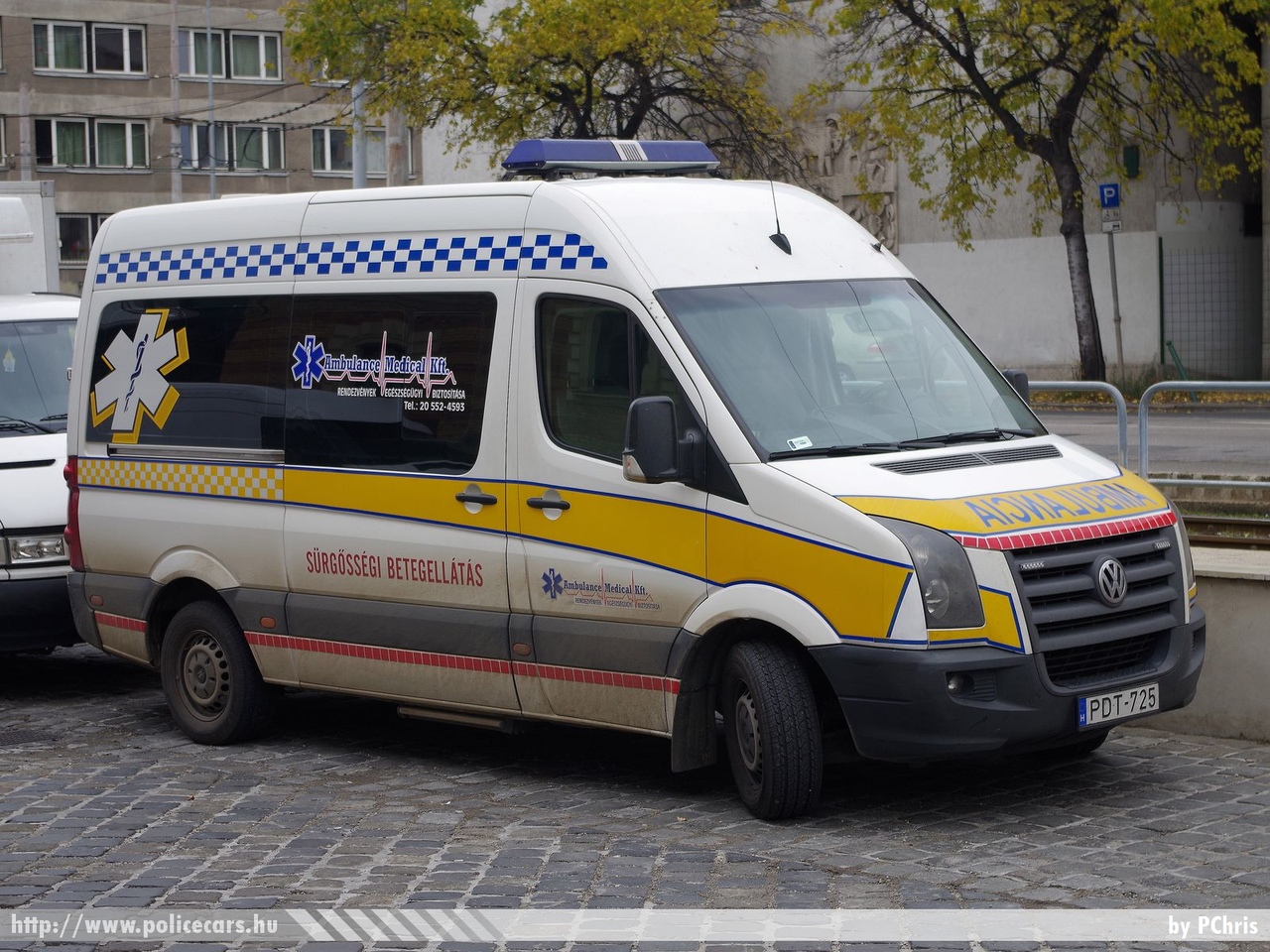 Volkswagen Crafter, Ambulance Medical KFT, fotó: PChris
Keywords: magyar Magyarország mentő mentőautó Hungary hungarian ambulance PDT-725