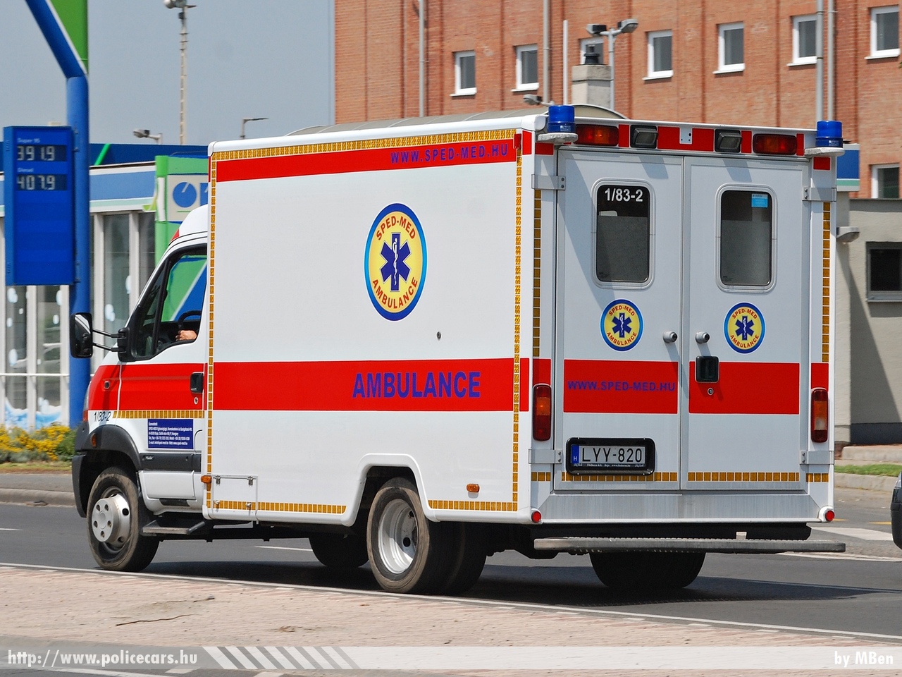 Renault Mascott, Sped-Med Kft., fotó: MBen
Keywords: mentő mentőautó magyar Magyarország hungarian Hungary ambulance LYY-820