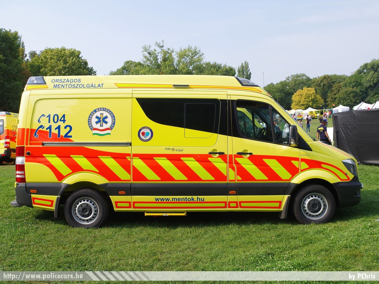 Mercedes-Benz Sprinter II facelift 316CDI Profile, Heros, Országos Mentõszolgálat, fotó: PChris
Keywords: magyar Magyarország mentő mentőautó OMSZ Hungary hungarian ambulance