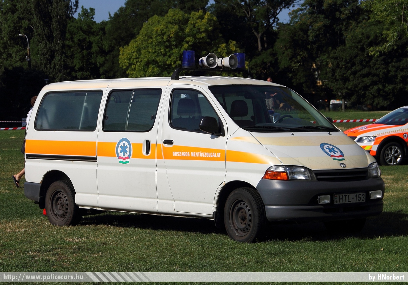 Toyota Hiace, Országos Mentõszolgálat, fotó: HNorbert
Keywords: magyar Magyarország mentő mentőautó OMSZ Hungary hungarian ambulance HTL-153