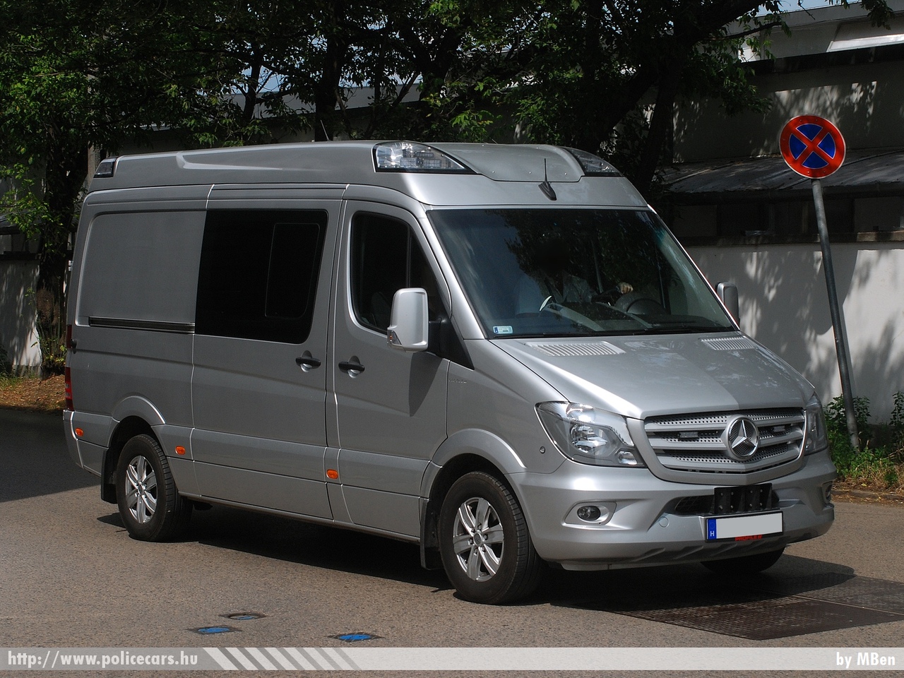 Mercedes Sprinter II facelift, fotó: MBen
Keywords: mentő mentőautó magyar Magyarország hungarian Hungary ambulance