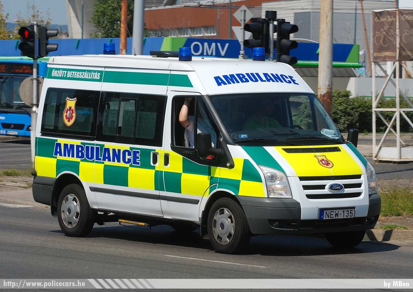 Ford Transit, Inter-Ambulance Zrt., fotó: MBen
Keywords: mentő mentőautó magyar Magyarország hungarian Hungary ambulance NEW-135