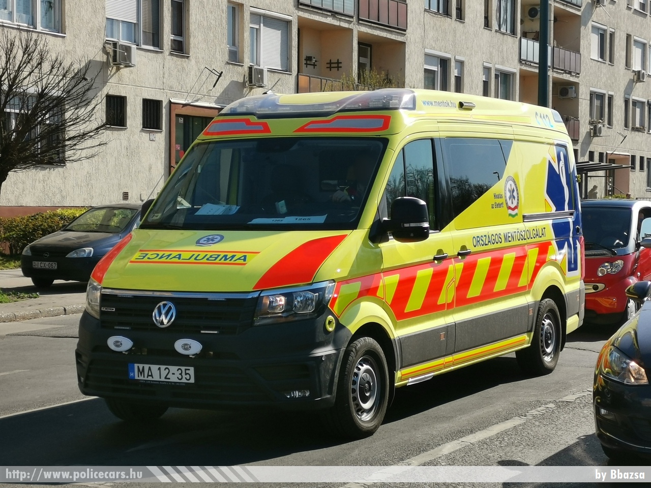 Volkswagen Crafter II Profile, Országos Mentõszolgálat, fotó: Bbazsa
Keywords: magyar Magyarország mentő mentőautó OMSZ Hungary hungarian ambulance MA12-35