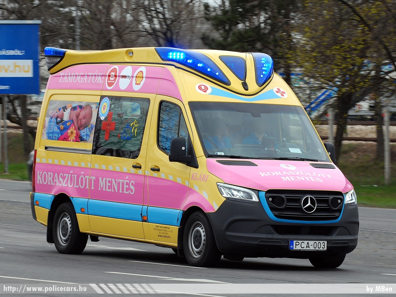 Mercedes Sprinter III, Budapest, Peter Cerny Alapítvány, koraszülöttmentõ, fotó: MBen
Keywords: mentő mentőautó magyar Magyarország hungarian Hungary ambulance PCA-003