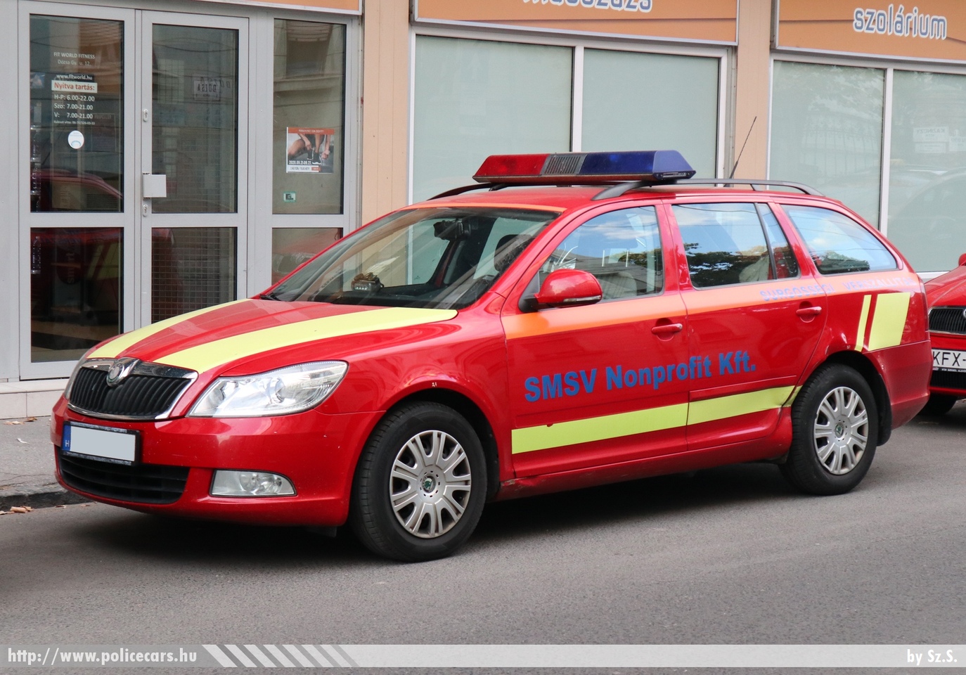 Skoda Octavia II facelift, SMSV, vérszállítás, fotó: Sz.S.
Keywords: OMSZ mentő mentőautó MOK magyar Magyarország ambulance hungarian Hungary