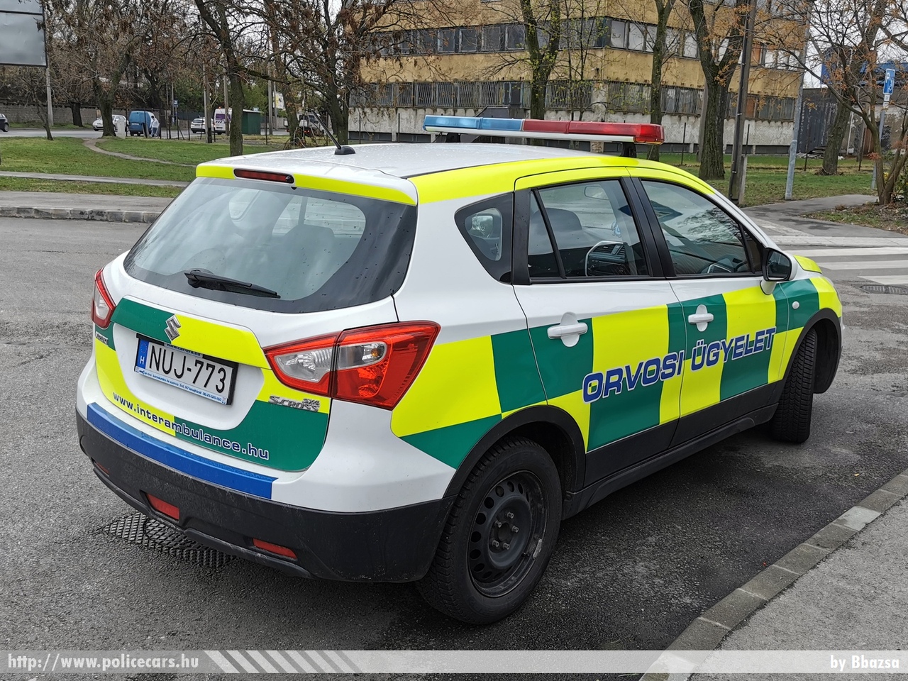 Suzuki SX4 S-Cross, orvosi ügyelet, International Ambulance, fotó: Bbazsa
Keywords: mentő magyar Magyarország mentőautó ambulance Hungary hungarian NUJ-773