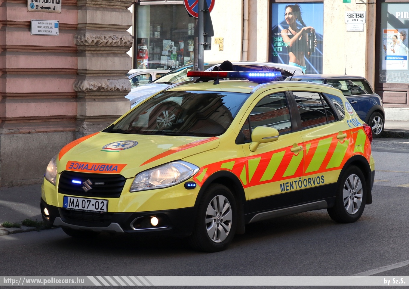 Suzuki SX4 S-Cross, Országos Mentõszolgálat, MOK, fotó: Sz.S.
Keywords: mentő magyar Magyarország mentőautó ambulance Hungary hungarian MA07-02 OMSZ