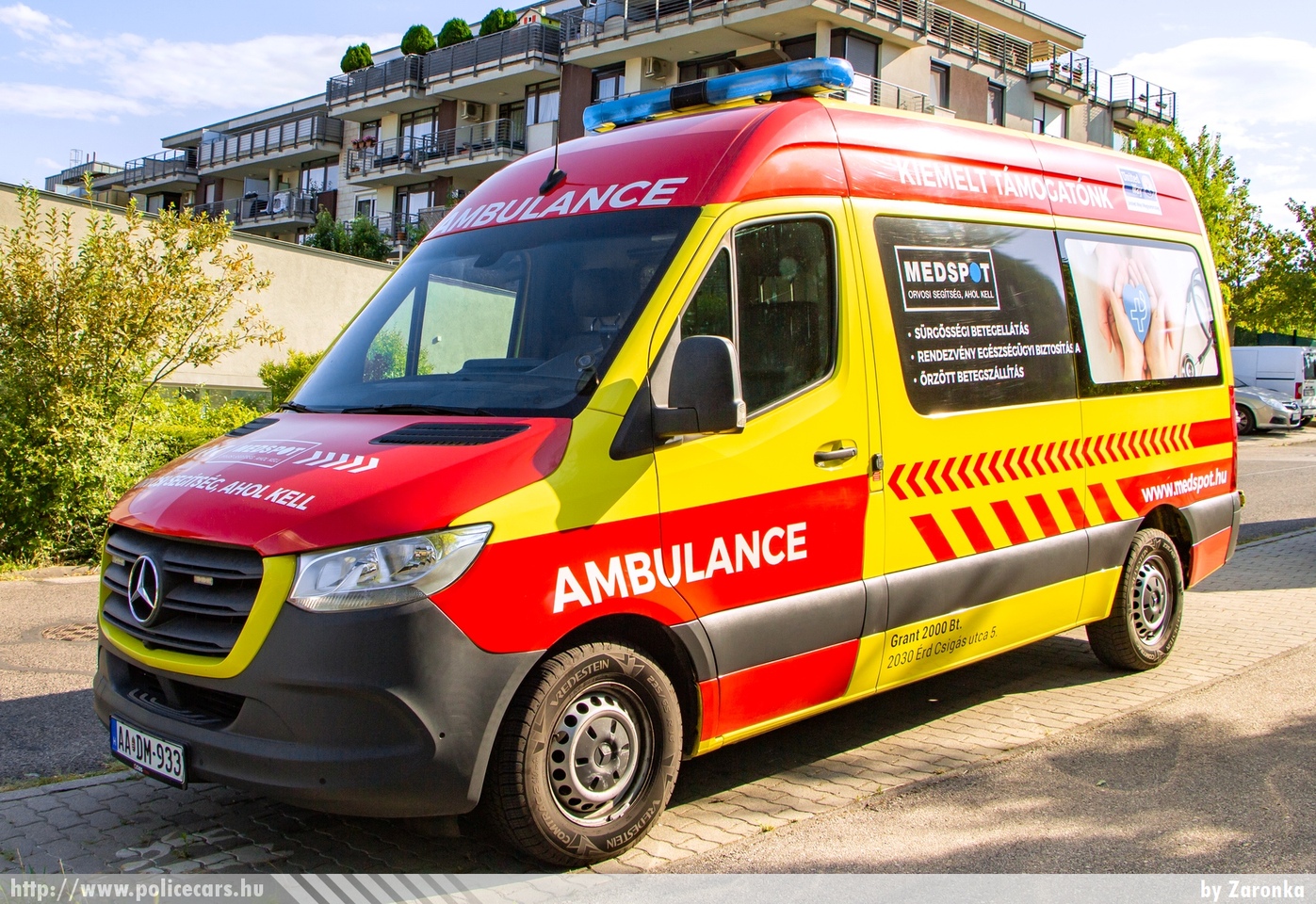 Mercedes Sprinter III, MedSpot Alapítvány, fotó: Zaronka
Keywords: mentő mentőautó magyar Magyarország hungarian Hungary ambulance AADM-933