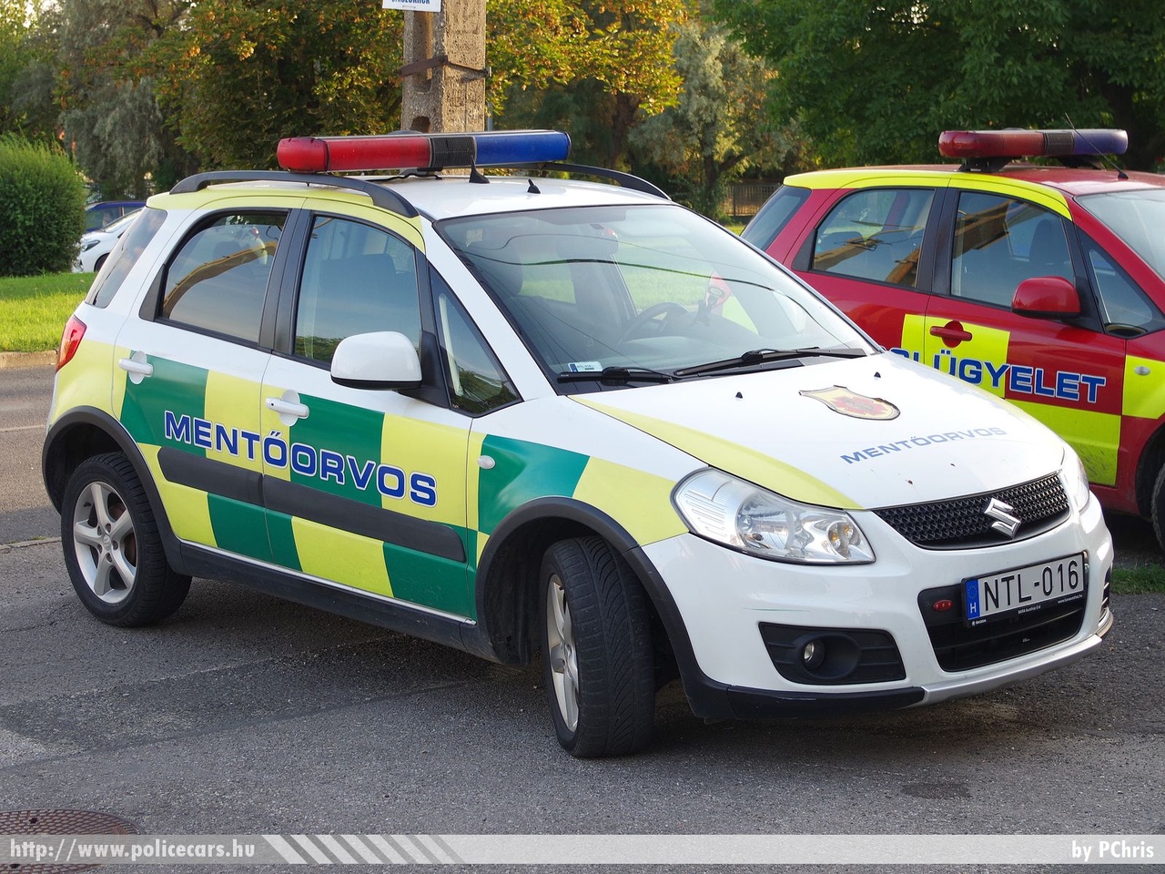 Suzuki SX4, mentőorvosi kocsi, Érd, Inter-Ambulance Zrt., fotó: PChris
Keywords: mentő magyar Magyarország mentőautó ambulance Hungary hungarian NTL-016 MOK
