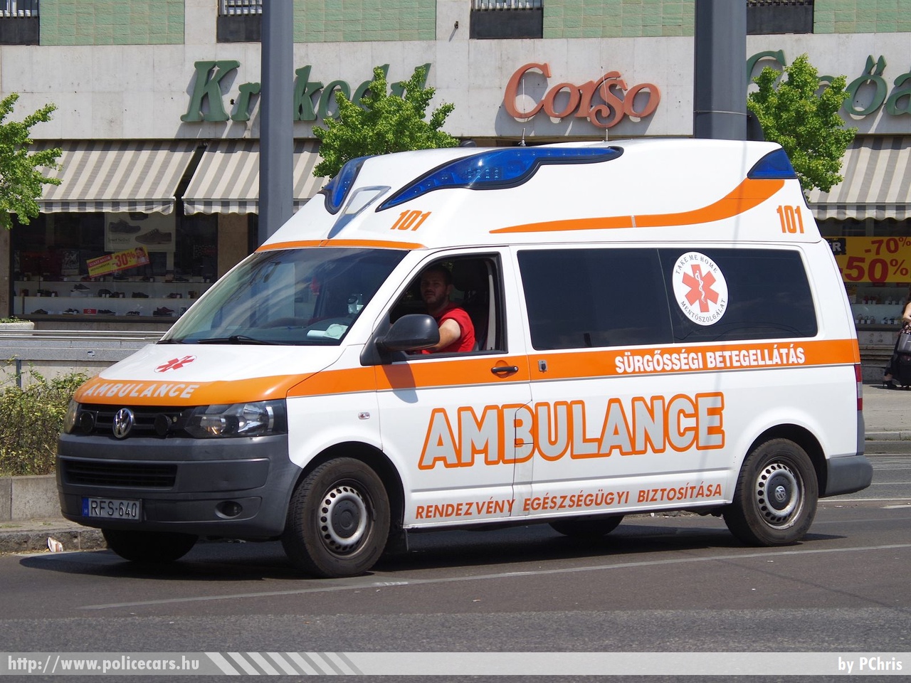 Volkswagen Transporter T5 facelift, Take Me Home Mentőszolgálat Kft., fotó: PChris
Keywords: mentő mentőautó magyar Magyarország hungarian Hungary ambulance RFS-640