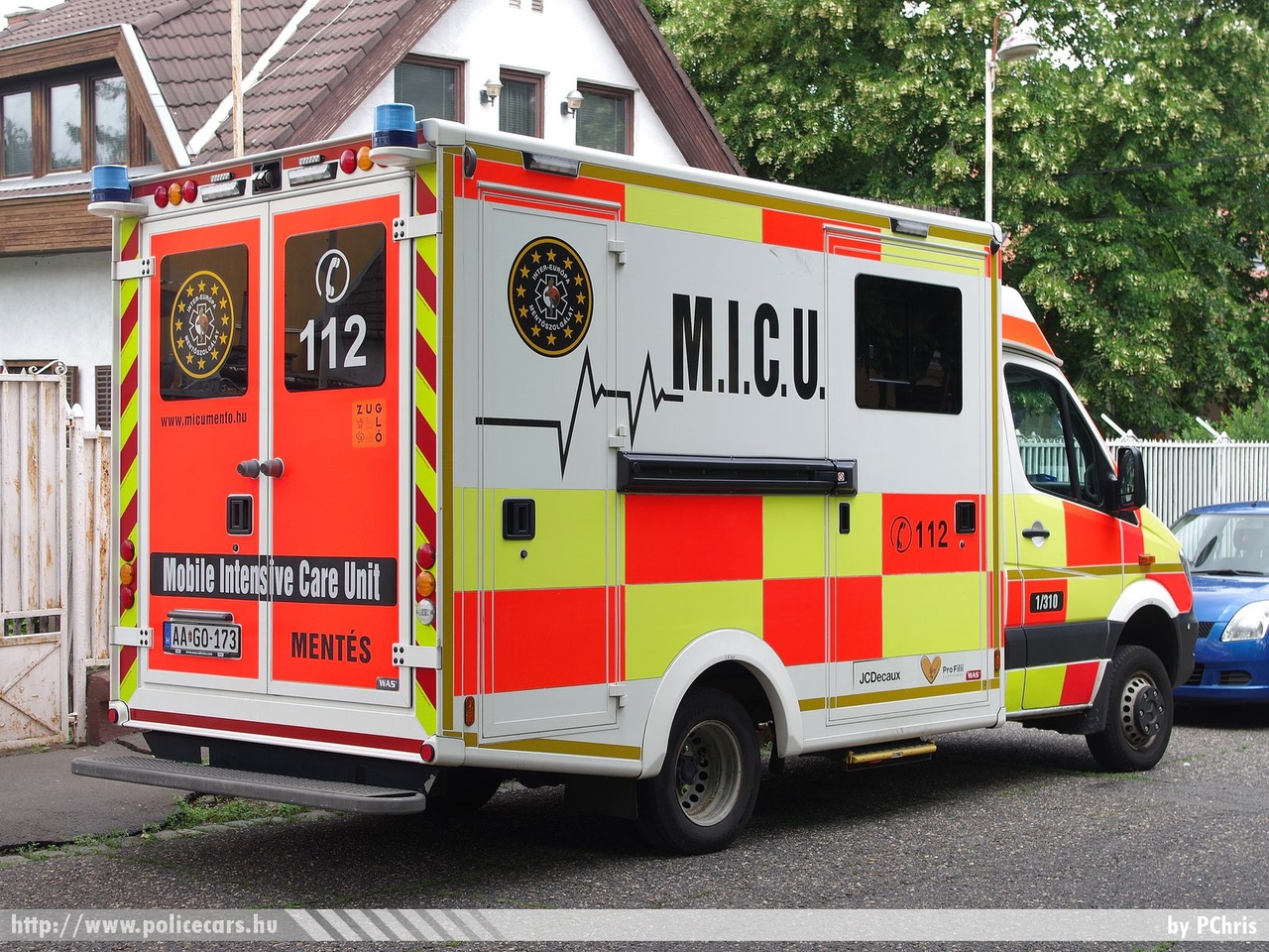Mercedes-Benz Sprinter II facelift 4x4, M.I.C.U., Inter-Európa Mentőszolgálat Közhasznú Nonprofit Kft., fotó: PChris
Keywords: mentő mentőautó magyar Magyarország hungarian Hungary ambulance AAGO-173