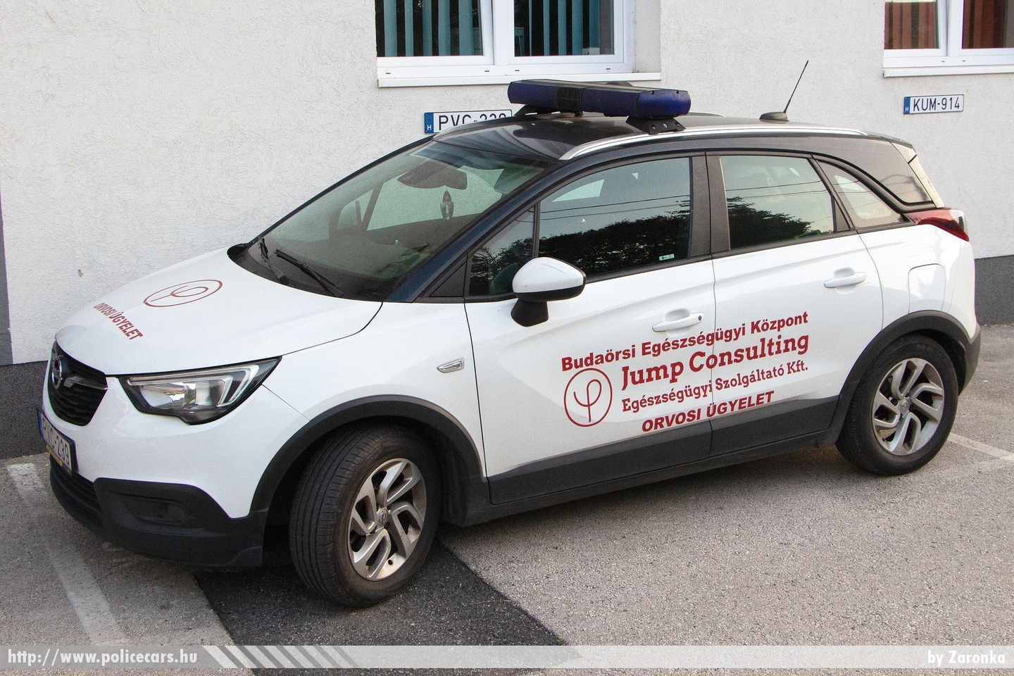 Opel Crossland X, orvosi ügyelet, Budaörsi Egészségügyi Központ, fotó: Zaronka
Keywords: mentő magyar Magyarország mentőautó ambulance Hungary hungarian PVC-239