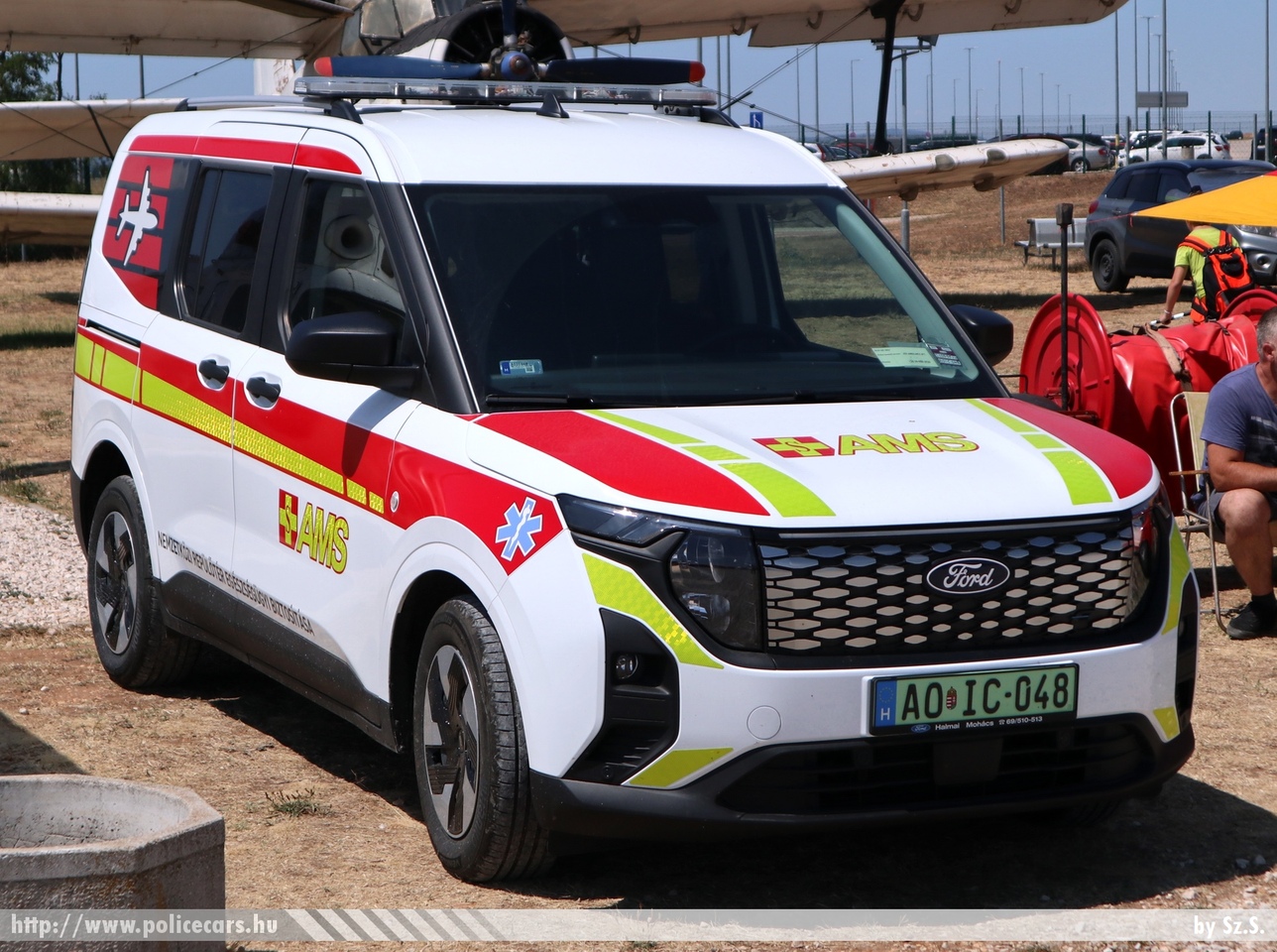 Ford E-Tourneo Courier, Airport Medical Service, AMS Assistance Kft., fotó: Sz.S.
Keywords: mentő magyar Magyarország mentőautó OMSZ ambulance Hungary hungarian AOIC-048