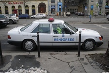 mercedes005.jpg