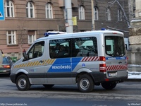 mercedes080.jpg