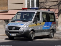 mercedes090.jpg