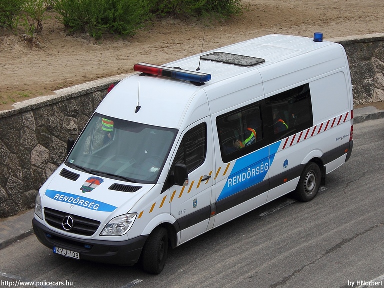 Mercedes-Benz Sprinter II 311 CDI, fotó: HNorbert 
Keywords: rendőrautó rendőrség rendőr magyar Magyarország KYJ-109 hungarian Hungary police policecar