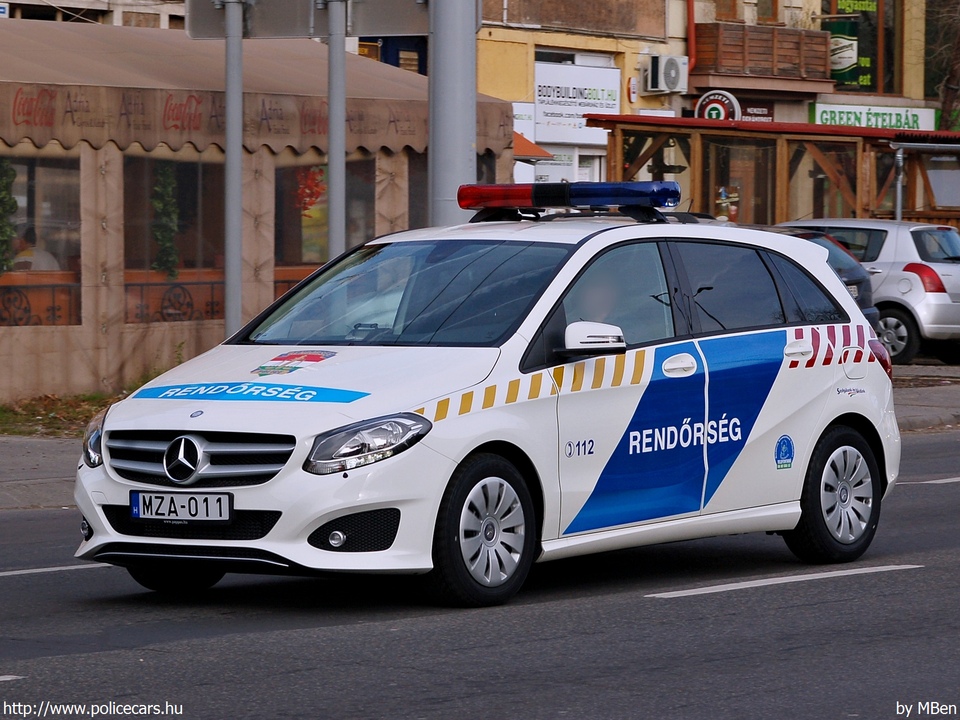 Mercedes-Benz B220 CDI 4Matic, fotó: MBen
Keywords: rendőr rendőrautó rendőrség magyar Magyarország MZA-011 hungarian Hungary police policecar