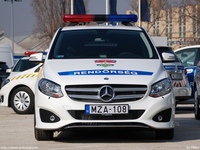mercedes167.jpg