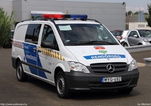 mercedes225.jpg