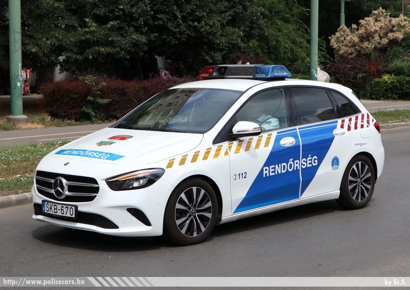 Mercedes-Benz B W247, fotó: Sz.S.
Keywords: rendőr rendőrautó rendőrség magyar Magyarország Hungary hungarian police policecar SKB-670